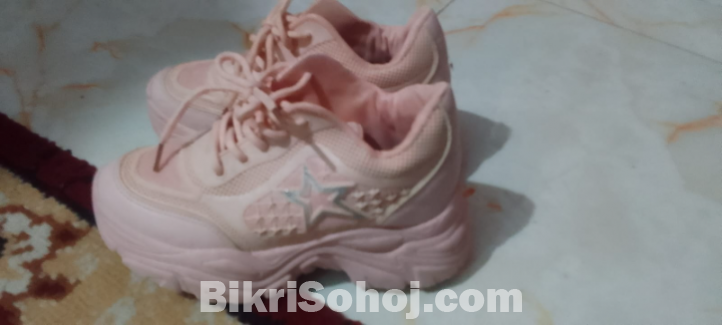 Ladies Sneakers
